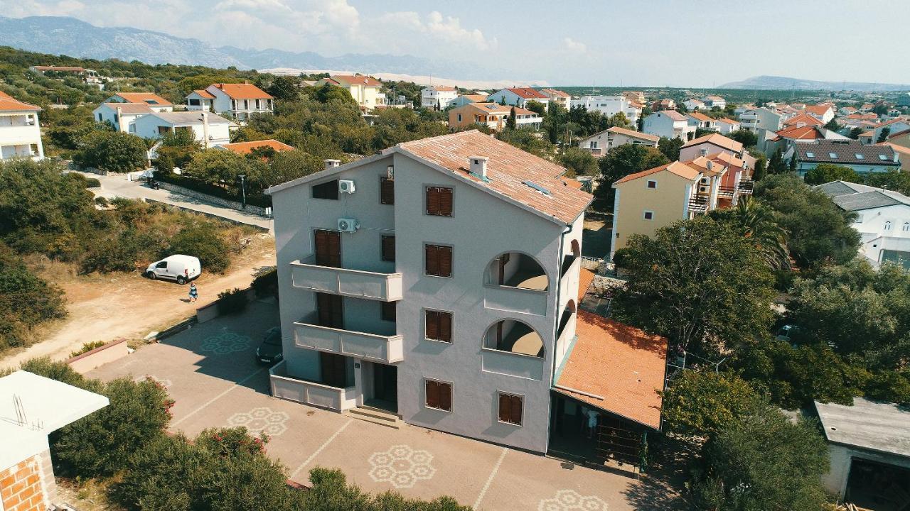 Apartments Dario Novalja Luaran gambar